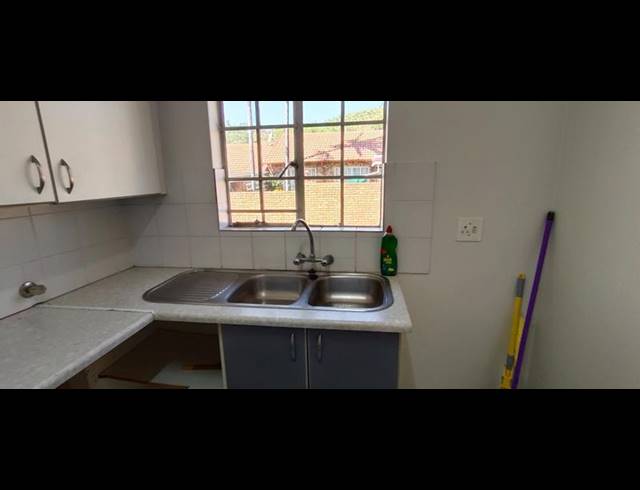 2 BEDROOM TOWNHOUSE FOR SALE IN AMANDASIG